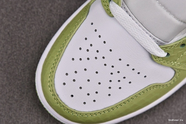 Mid DV2959-113 Jordan 1 Python (W) Green  1125